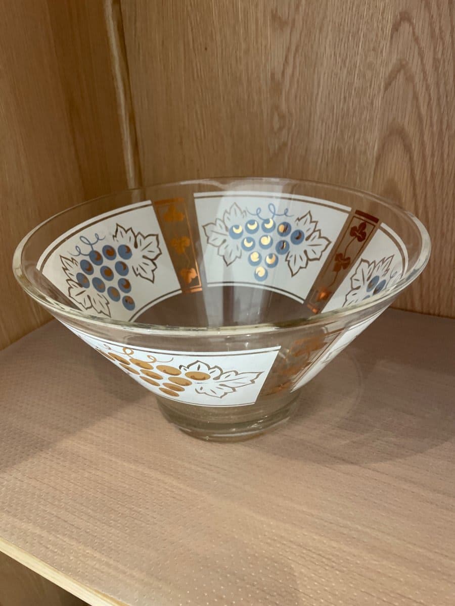 Vintage Glass Serving Bowl with Grape Motif - photo 1