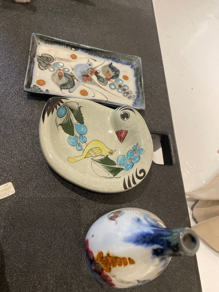 Vintage stoneware Mexican pottery set of 3
