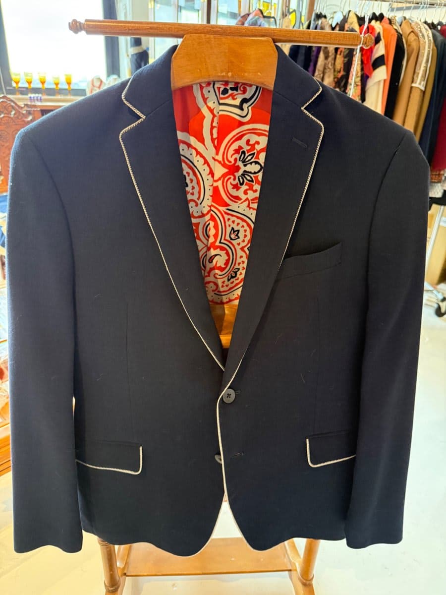 Tallia Navy Blazer with White Piping & Bold Paisley Lining 40/42 Slim)