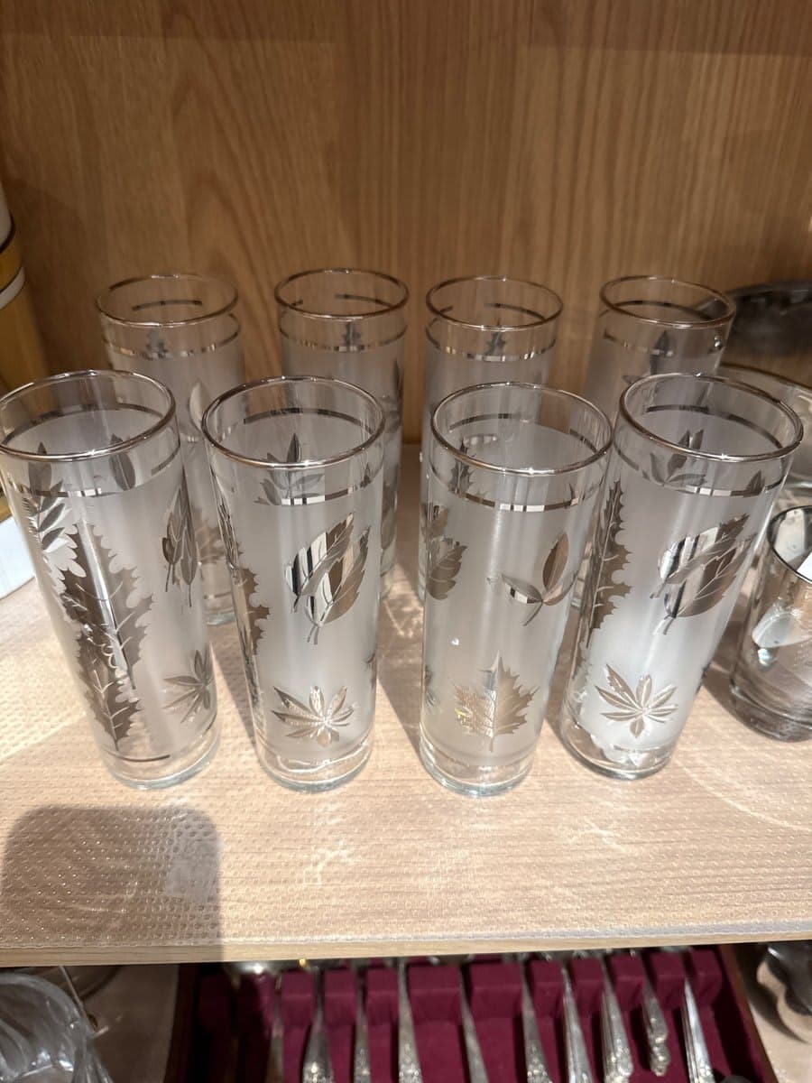 Set of 8 Libbey Silver Foliage Highball Glasses Set of 8 - photo 1
