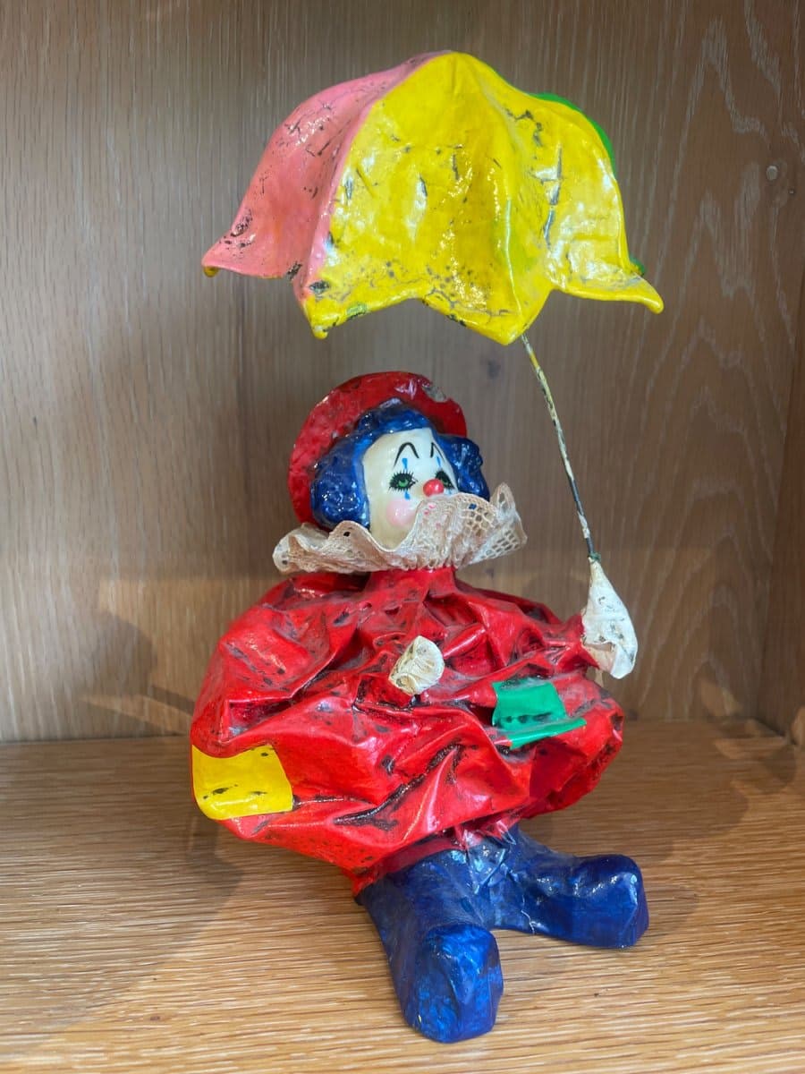 Papier-Mâché Clown Figurine with Umbrella - photo 1