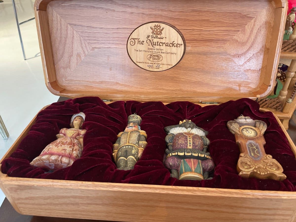G. DeBrekht Nutcracker Special Edition Ornament Set – San Francisco Music Box Co.