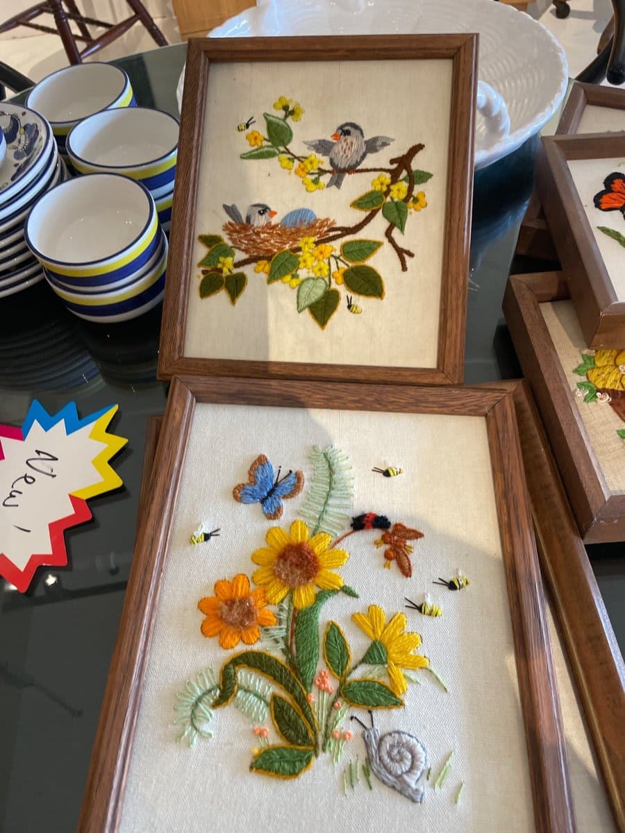 2 Vintage Framed Crewel Embroidery Art Panels - Nature Themes - photo 1