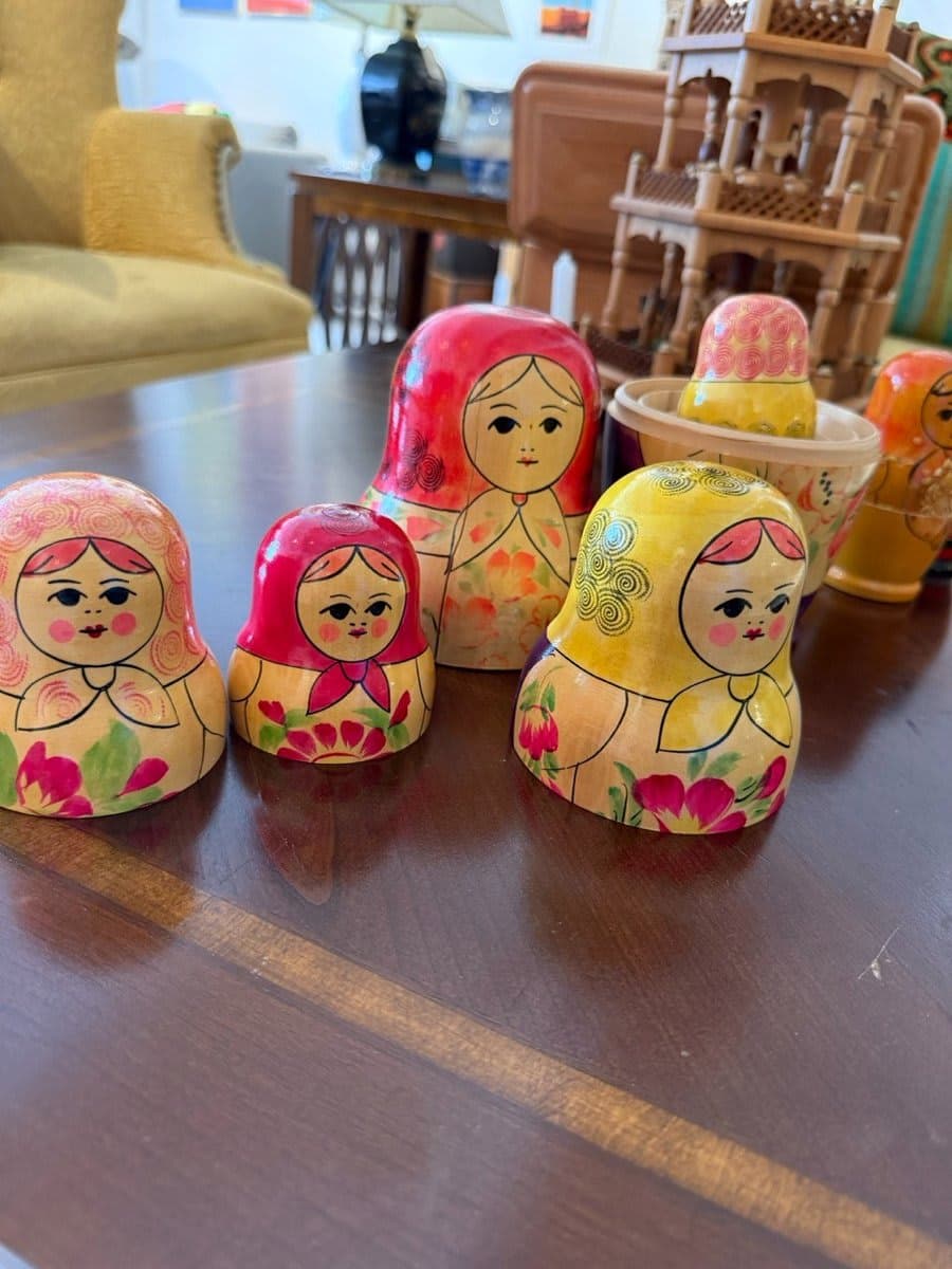 Vintage Russian Matryoshka set of 3 Nesting Dolls Set of 5 - photo 1