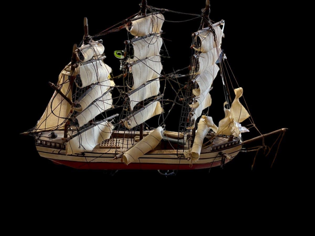 Great Republic Clipper Ship Model 1853 - photo 1