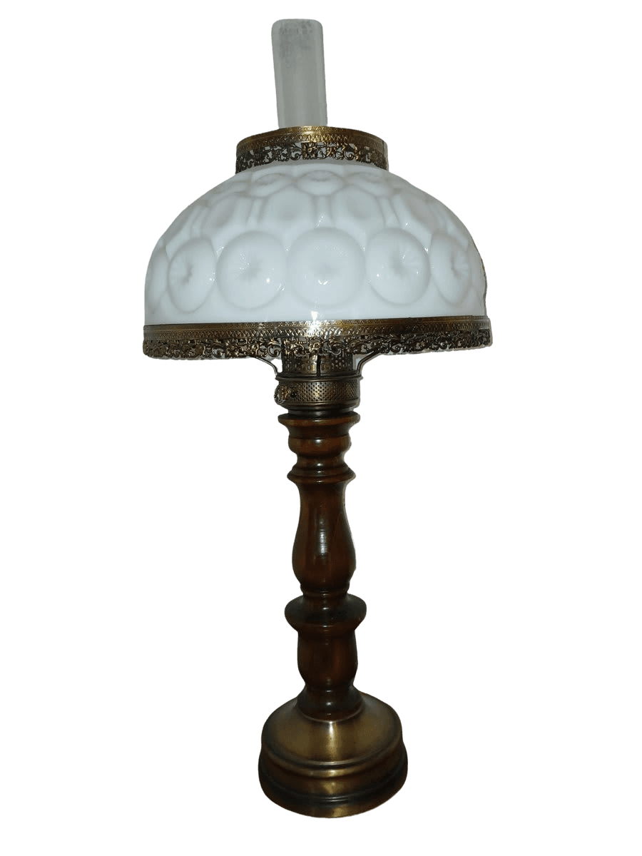 Vintage Lamp with Rare L.E. Smith Milk Glass Shadee - photo 1