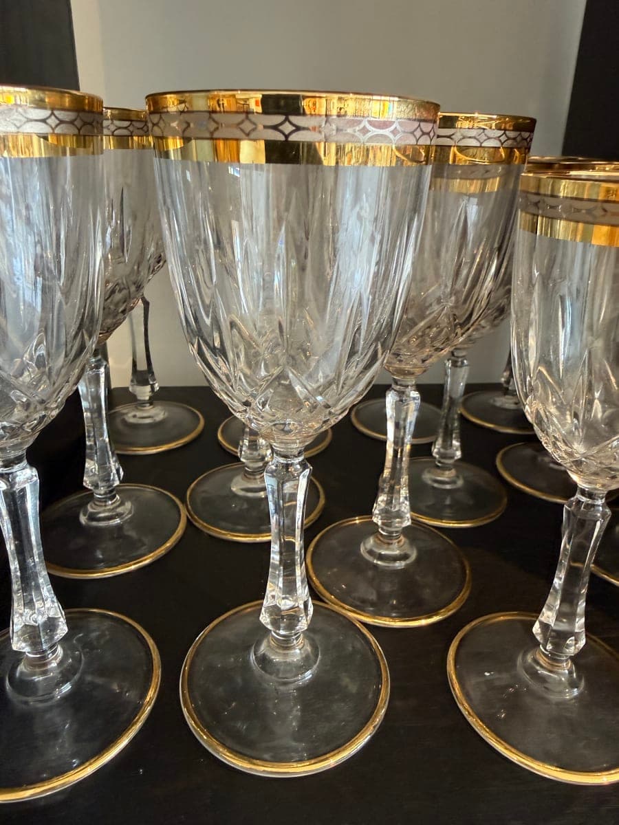 Murano Gold-Rimmed Crystal Wine Goblet Set (12 pieces) - photo 1