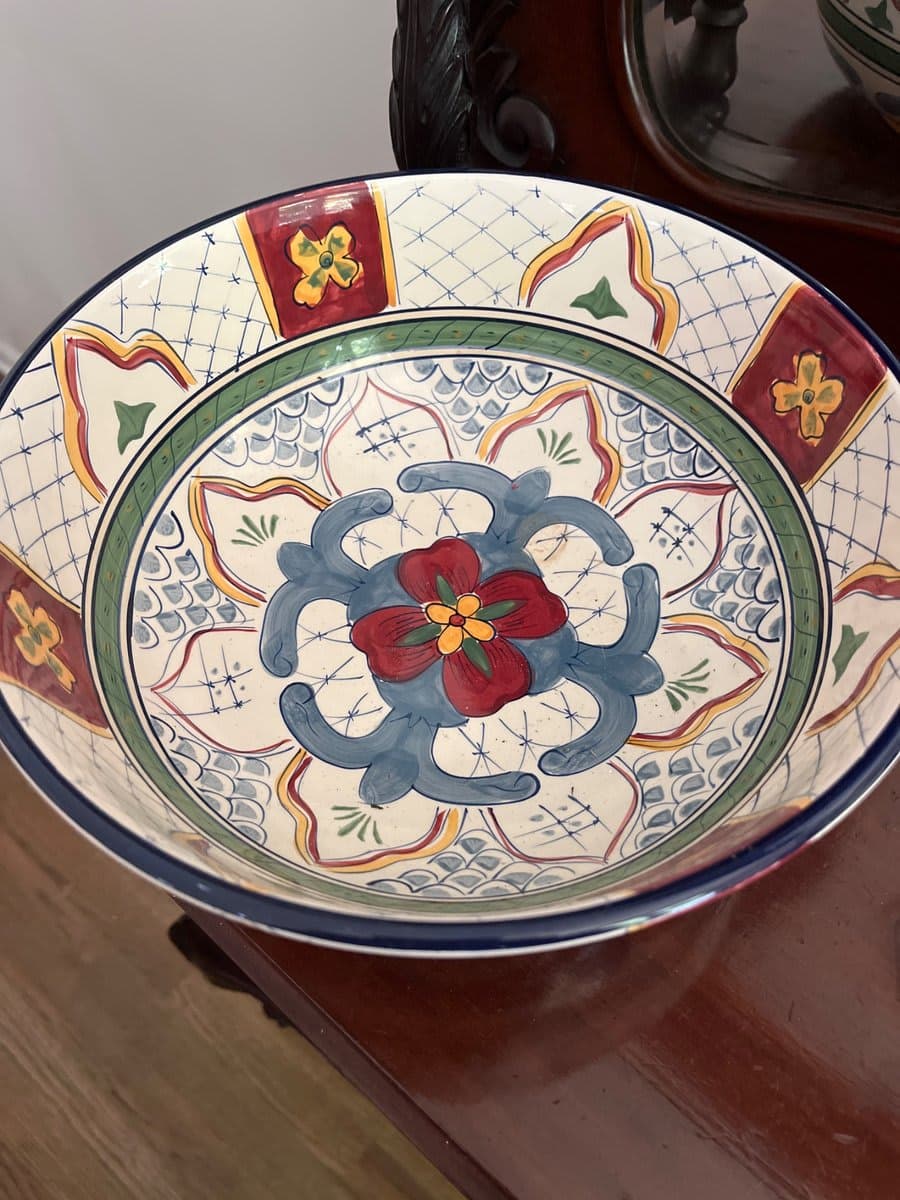 Hand-Painted Talavera-Style Ceramic Decorative Bowl - photo 1