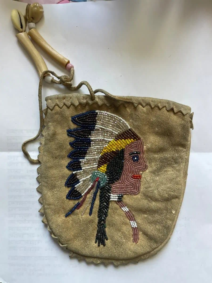 (Set of 3) Native American Beaded Leather Pouch, Medicine Bag & Porcupine Quill Rosette Set - photo 1
