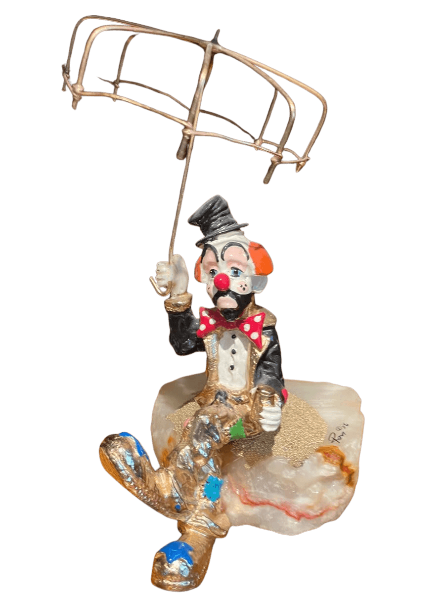 Clown Figurine with Wire Umbrella on Quartz Base - photo 1