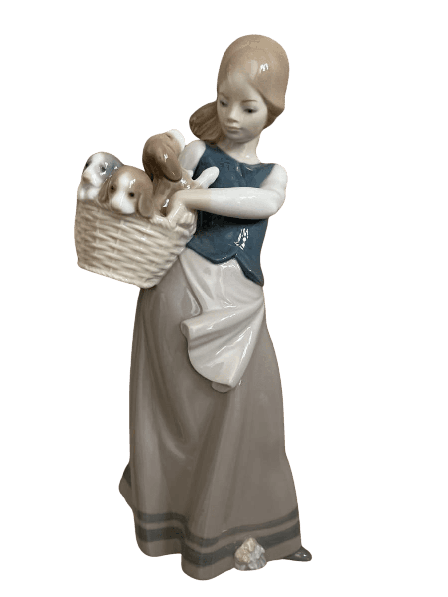 Lladró Girl with Puppies in Basket Figurine - photo 1