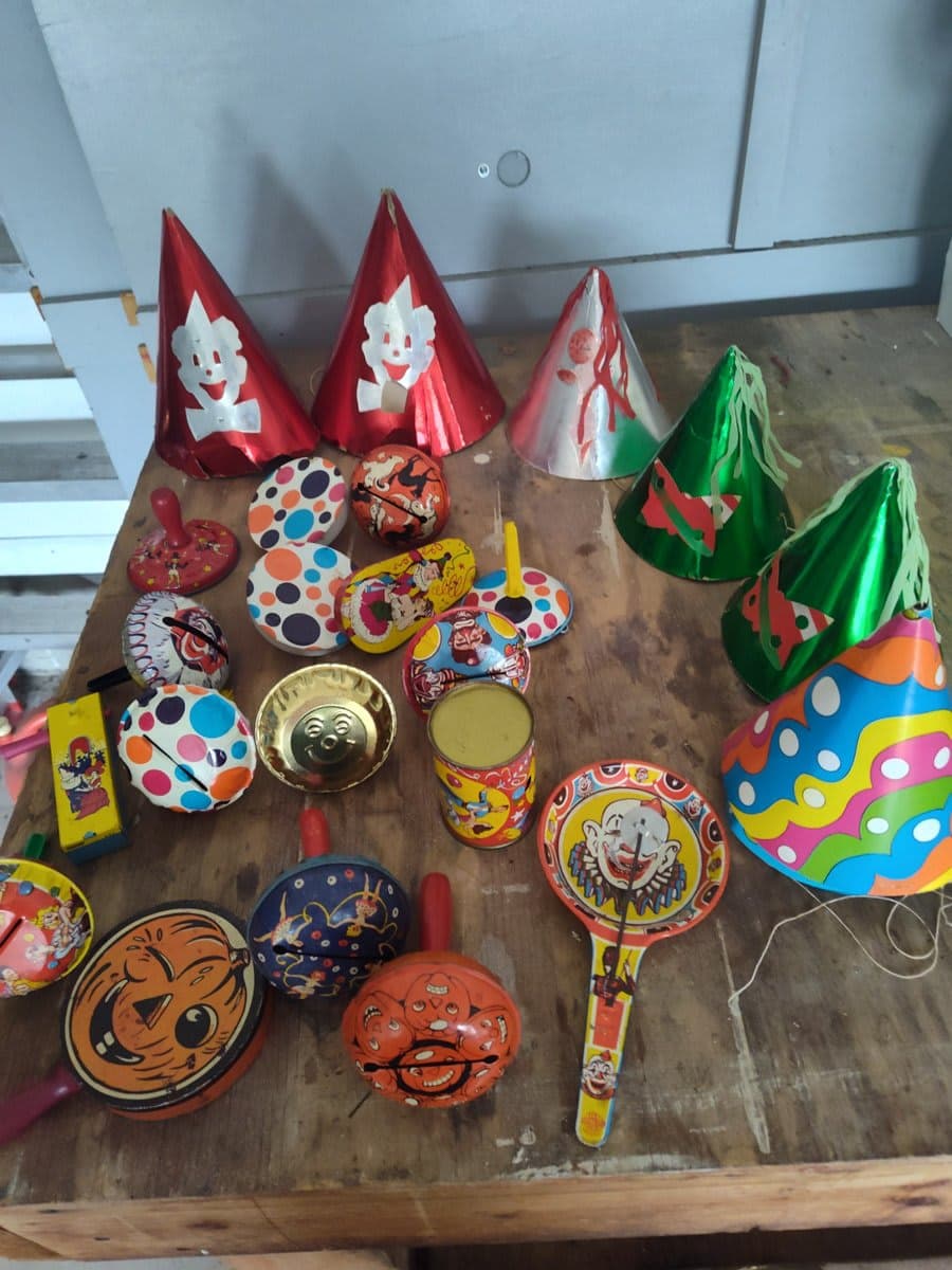 Vintage Tin Noisemakers Party Hats Clown Collection - photo 1