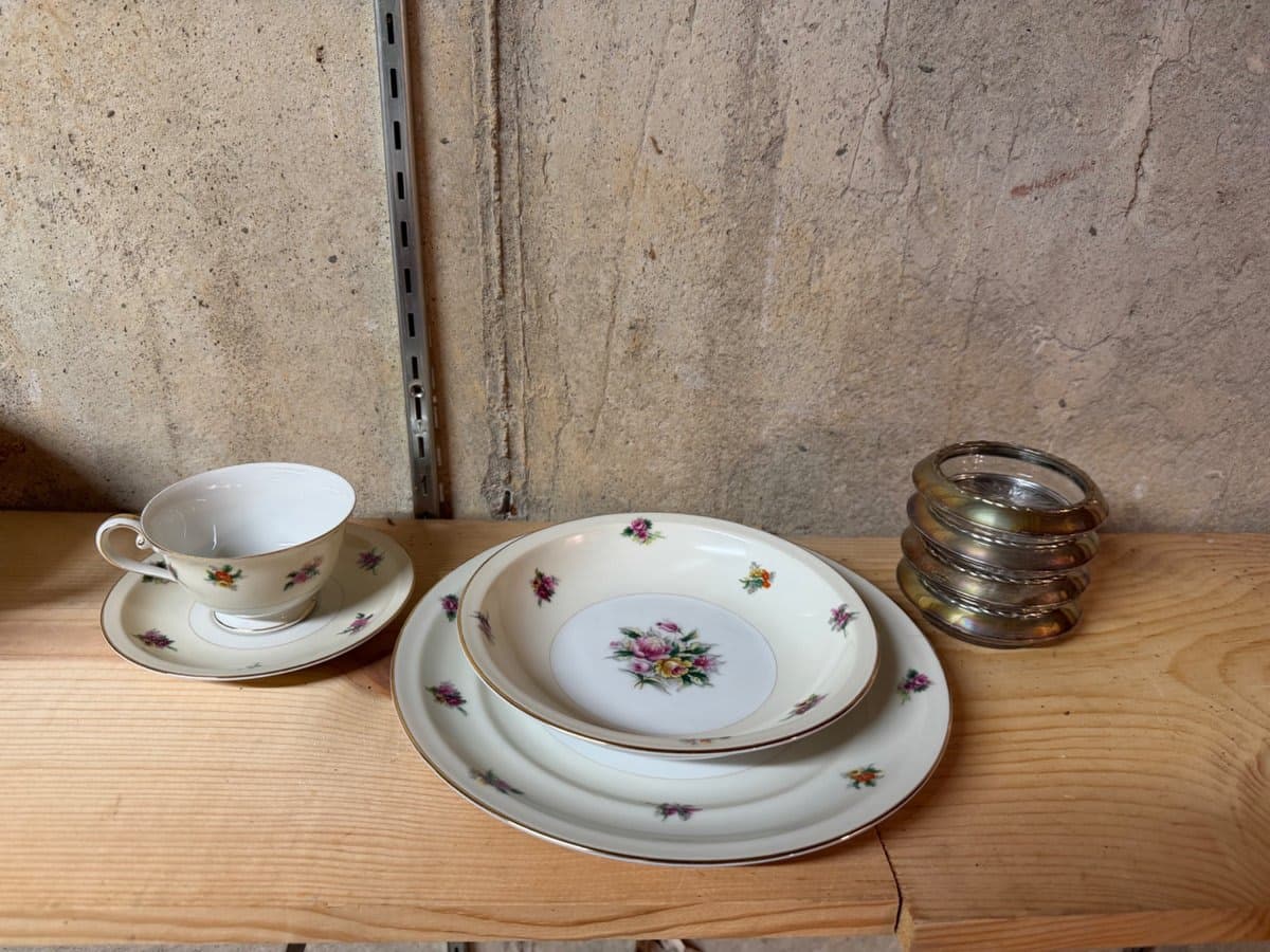 Set of 12 Vintage Floral Porcelain Dinnerware Set with Coasters - photo 1