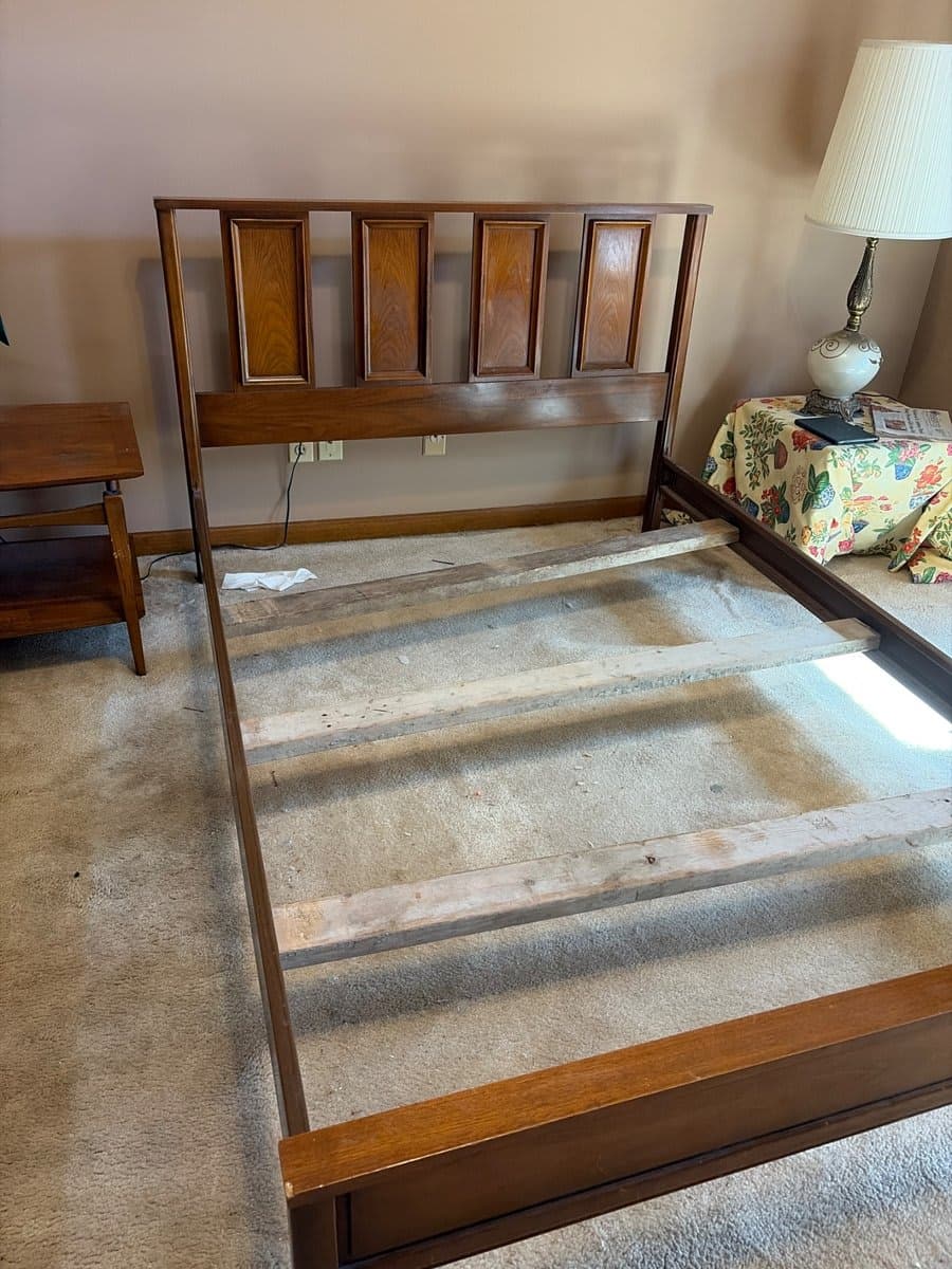Mid-Century Modern Walnut Queen Bed Frame - photo 1